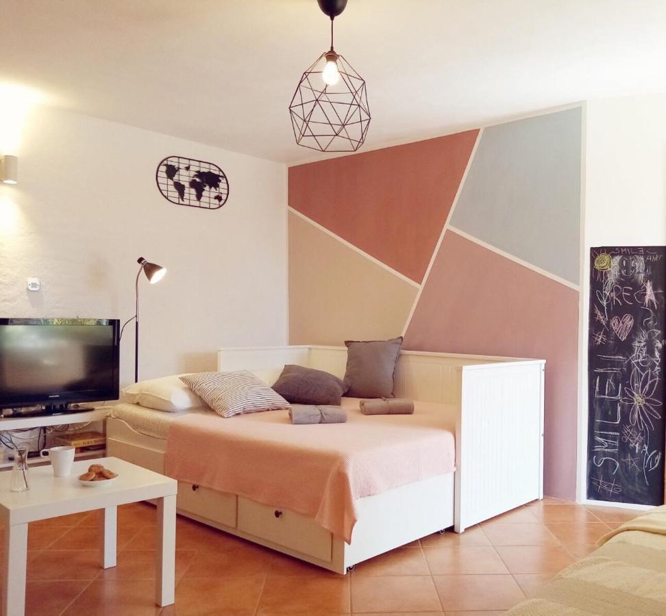 Apartment With Whirlpool And Bbq Near Porec Baderna Luaran gambar